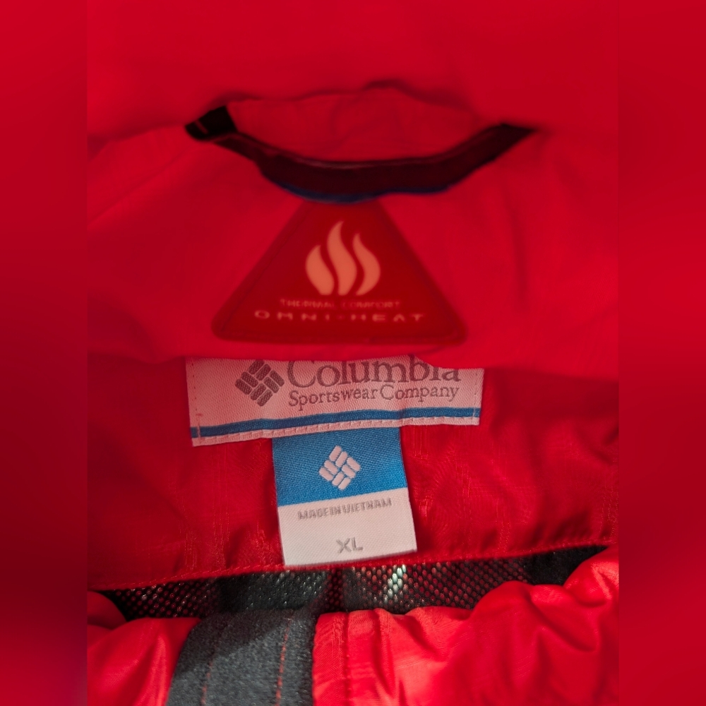 Columbia Red Omni-Heat Quilted Puffer Vest - Picture 2 of 2